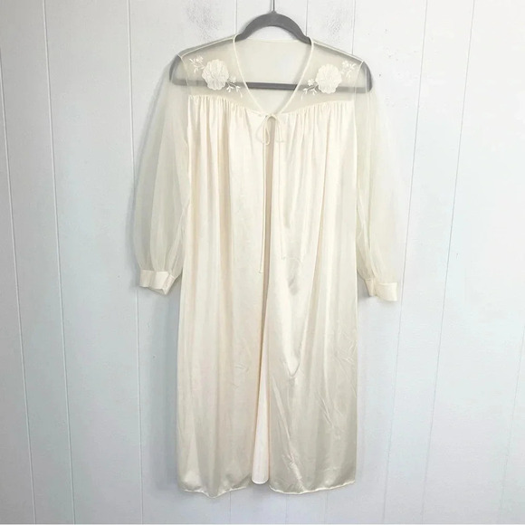 VTG Lorraine S Beige Sheer Peignoir Robe lace Nylon Long Sheer Sleeve Floral - Picture 1 of 16